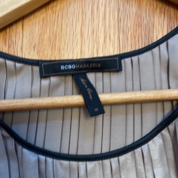 BCBG MaxAzria Pleated Dress - Picture 4 of 6